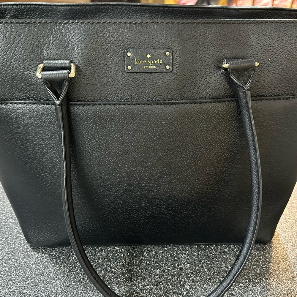 Kate Spade Coated Leather tote bag with matching wallet.